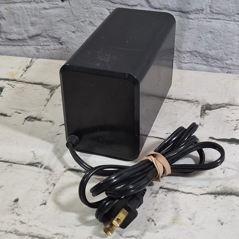 Boston‎ Electric Pencil Sharpener Model 18 Desktop Cord 296A Red Black
